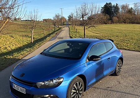 VW Scirocco Volkswagen 2.0 TDI DSG BlueMotion Technology B...