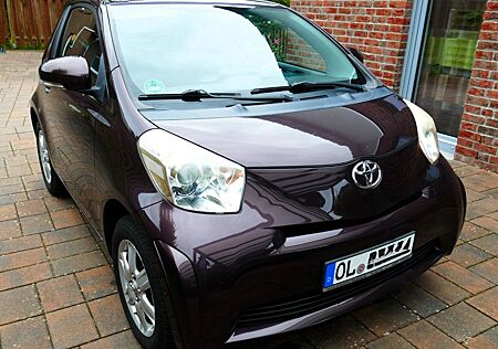 Toyota iQ + 1,0-l-VVT-i +