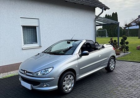 Peugeot 206 CC 110- 65.000 km-Neu TÜV und Inspektion