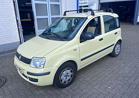 Fiat Panda 1.2 8V MyLive Klima AHK Dachgepäckträger