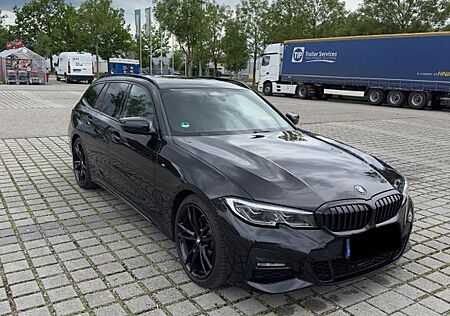 BMW 320d Touring M Sport Automatik M Sport