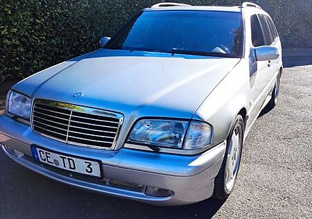 Mercedes-Benz C 43 AMG C 43 T -