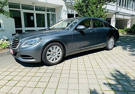 Mercedes-Benz S 500 4MATIC L -