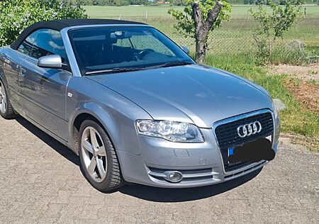 Audi A4 1.8 T, Cabrio S-Line, LPG, Xenon, Klima, SHZ