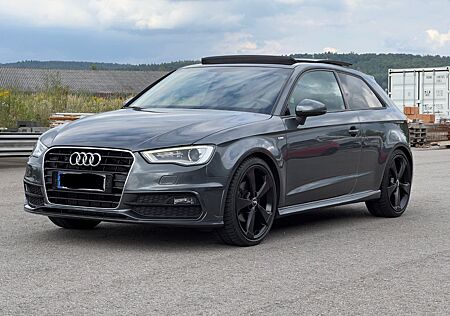 Audi A3 2.0 TDI S line/Pano/Soundsystem/Drive select
