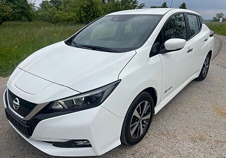 Nissan Leaf 150 PS 40KWH Acenta*KAMERA*KEYLESS*SZHZ*