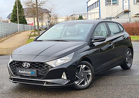 Hyundai i20 Select *1-Hand*SHZ*LHZ*PDC*