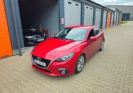 Mazda 3 2.2 SKYACTIV-D 150 Center-Line Auto Center...