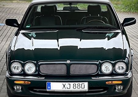 Jaguar XJR 4.0 Scheckheft nur 95.000km Service Neu