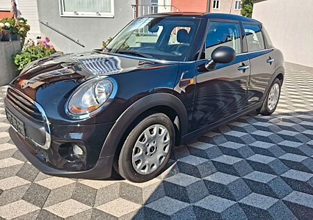 Mini ONE 5-trg. D