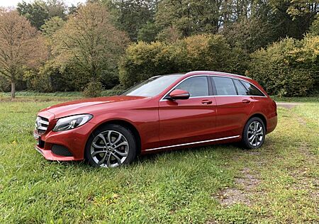 Mercedes-Benz C 220 d 4MATIC T Autom. -