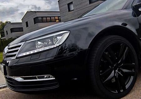 VW Phaeton Volkswagen 3.0 V6 TDI lang 4MOT. Tiptronic 5-Si...