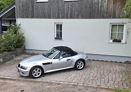 BMW Z3 Roadster 1.9i Leder,Klima,Alu,