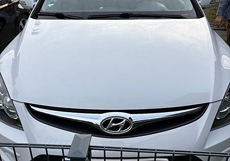 Hyundai i30 CW 1.6 CRDi 66 kW Classic Classic