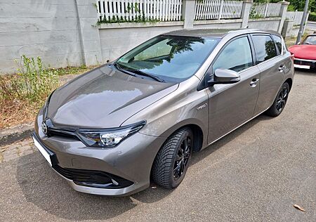 Toyota Auris Hybrid Team Deutschland 1,8-l-VVT-i Te...