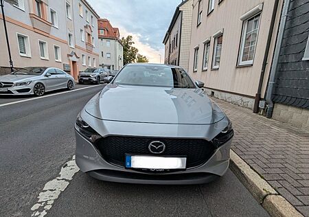Mazda 3 Skyactiv, wenig Km, Anschlussgarantie