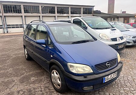 Opel Zafira 1.8 16V Selection Executive