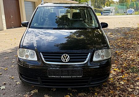 VW Touran Volkswagen 2.0 TDI 140PS