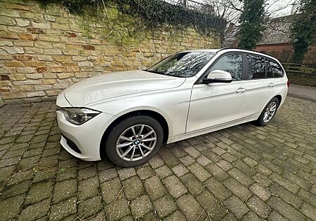 BMW 318d Touring - Modell Advantage