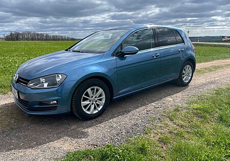 VW Golf Volkswagen 1.2 TSI 63 kW Trendline Trendline