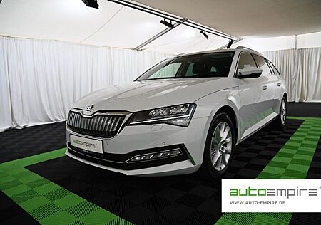 Skoda Superb Combi 1.4 TSI DSG Style LED/NAVI/PANO/17