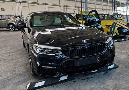 BMW 530d xDrive M-Paket Carbonschwarz Massage