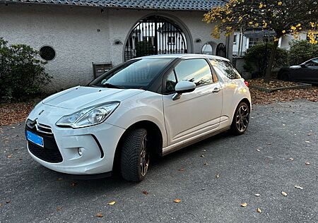 Citroën DS3 VTi 120 SoChic SoChic