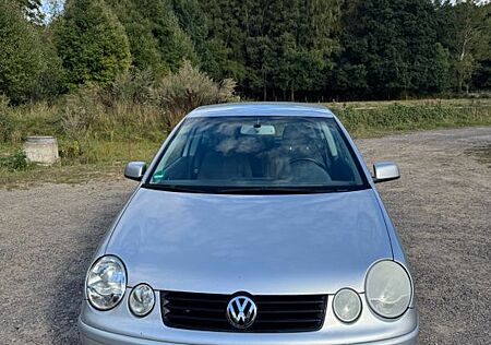 VW Polo Volkswagen 1.4 Automatik