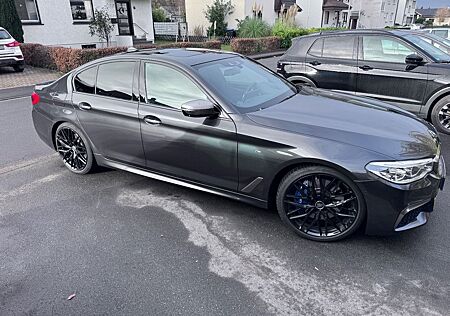 BMW M550i xDrive Limousine