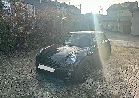 Mini ONE Blackyard Blackyard