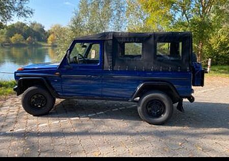 Mercedes-Benz G 230