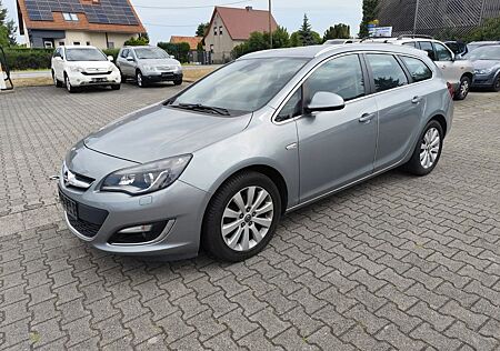 Opel Astra J Sports Tourer Exklusiv