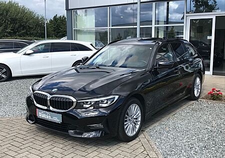 BMW 318 d Sport Line Panorama AHK 360° Leder LED
