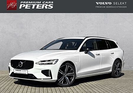 Volvo V60 Plus Dark Recharge T8 19''LM Pano Harman Len