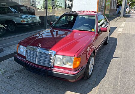 Mercedes-Benz 230 CE