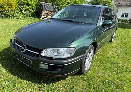 Opel Omega 2.0 16V -