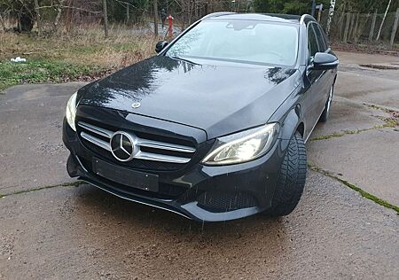 Mercedes-Benz C 220 d 4MATIC Avantgarde,Standh.AHK abnehmbar