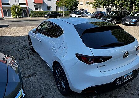 Mazda 3 SKYACTIV-X 2.0 M Hybrid