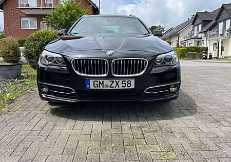 BMW 530d Touring A Luxury Line Luxury Line