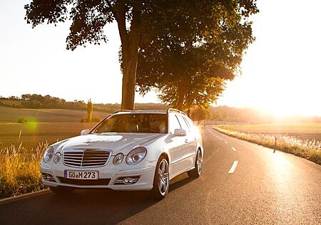 Mercedes-Benz E 500 4MATIC T AVANTGARDE außergewöhnlich
