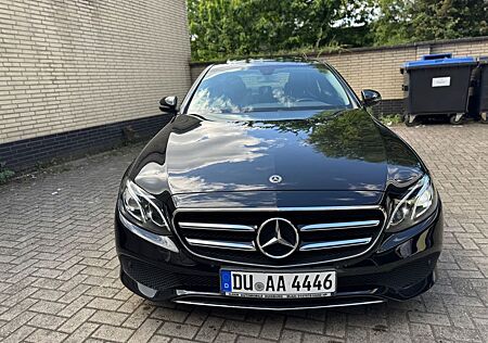 Mercedes-Benz E 220 E 220d-LIM-AUT-AVANTGARDE-NAVI-SHD-EURO6