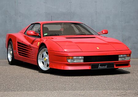 Ferrari Testarossa , gepflegtes, deutsches Fahrzeug