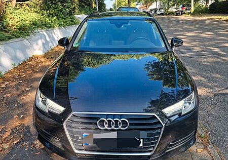 Audi A4 2.0 TDI Avant -