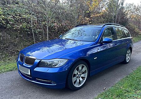BMW 325d touring/8xbereift/Pano/Navi/Leder&Holzoptik