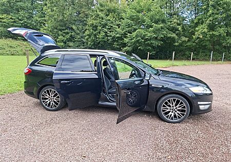 Ford Mondeo 2,2TDCi 147kW Titanium Turnier Autom....
