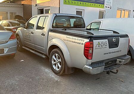 Nissan Navara Pickup Double Cab SE 4X4 KLIMA