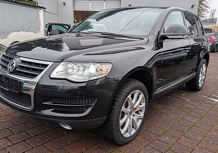VW Touareg Volkswagen V6 TDI Leder,AHK,Xenon,Lenkradhzg