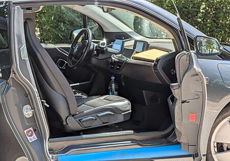 BMW i3 REX Benzin Elektro Hybrid bis 350km CCS TYP2