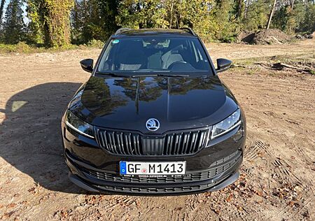 Skoda Karoq 1.5l TSI DSG SPORTLINE AHK SHZ Temp