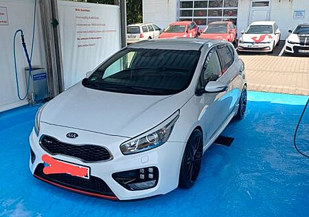 Kia Cee'd JD GT 1st Edition